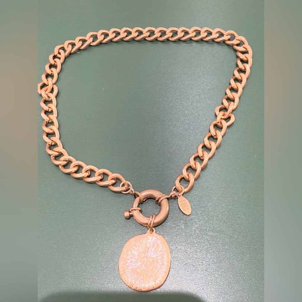 8 Other Reasons | Maddison Necklace - Picture 3 of 5